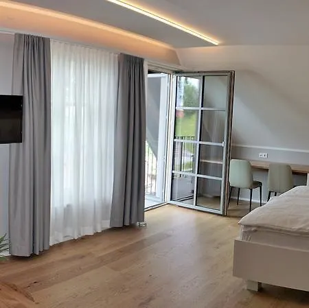 Weinrefugium Brolli Hotel 4*